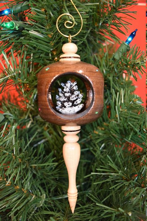 Nagic tree ornament maker